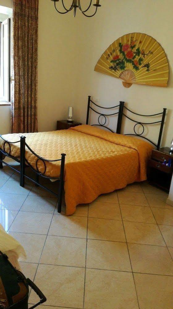 Hotel Touring Rome Bagian luar foto